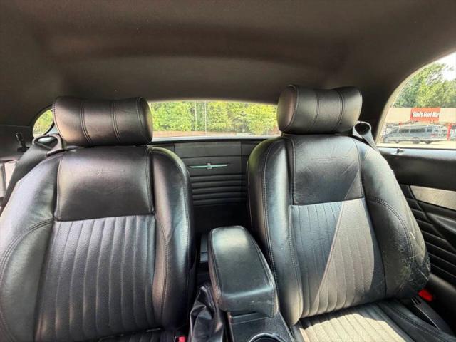 2004 Ford Thunderbird Base