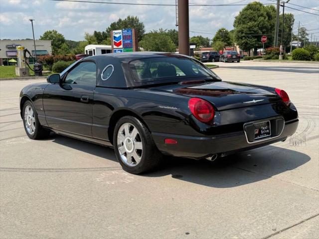 2004 Ford Thunderbird Base