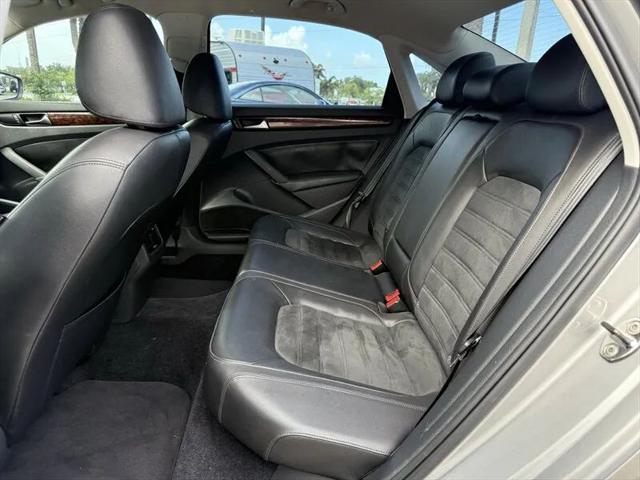 2013 Volkswagen Passat 2.0L TDI SEL Premium