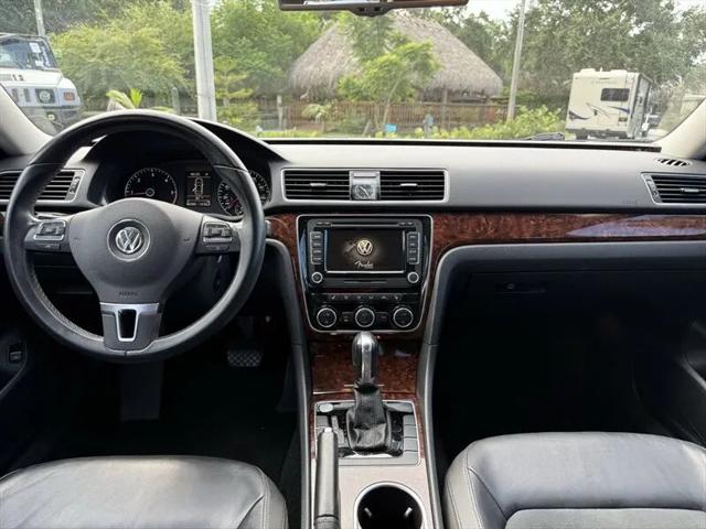 2013 Volkswagen Passat 2.0L TDI SEL Premium