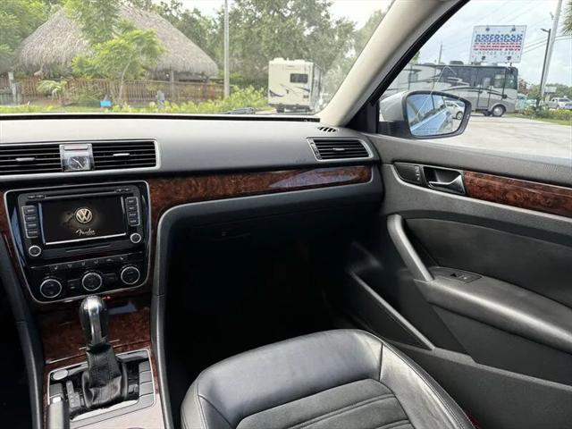 2013 Volkswagen Passat 2.0L TDI SEL Premium