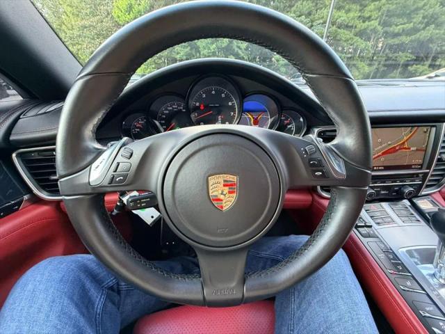 2015 Porsche Panamera Base