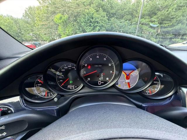 2015 Porsche Panamera Base