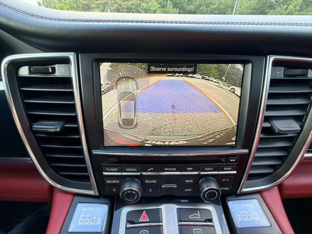 2015 Porsche Panamera Base