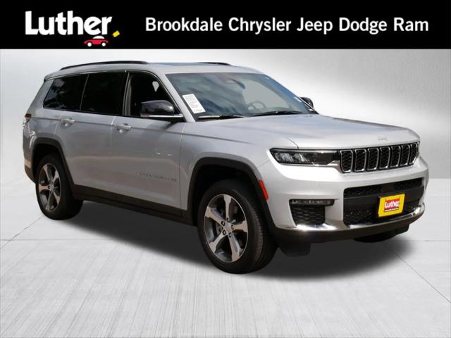 2025 Jeep Grand Cherokee L Limited 4x4 for sale in Brooklyn Park, MN
