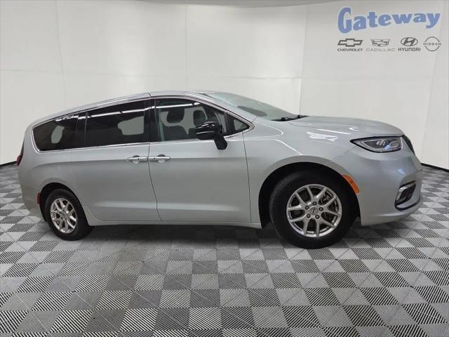 2024 Chrysler Pacifica Touring L for sale in Fargo, ND