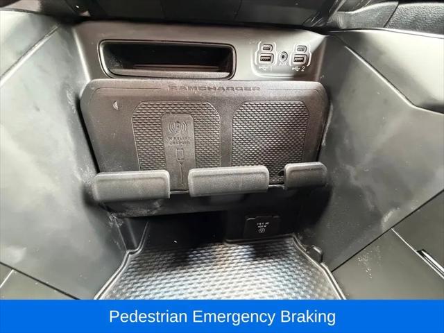 2023 Ram 1500 Limited Crew Cab 4x4 57 Box