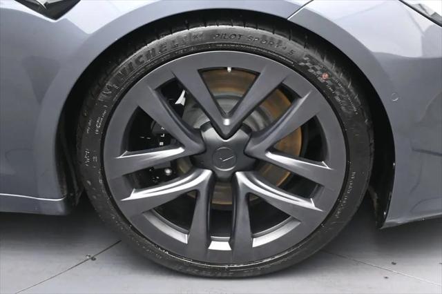 2022 Tesla Model S Plaid Tri Motor All-Wheel Drive
