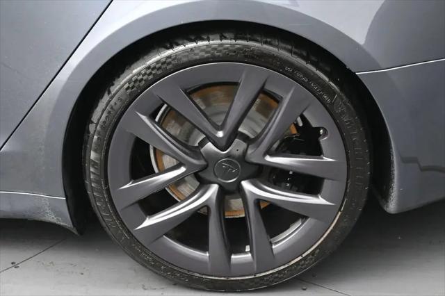 2022 Tesla Model S Plaid Tri Motor All-Wheel Drive