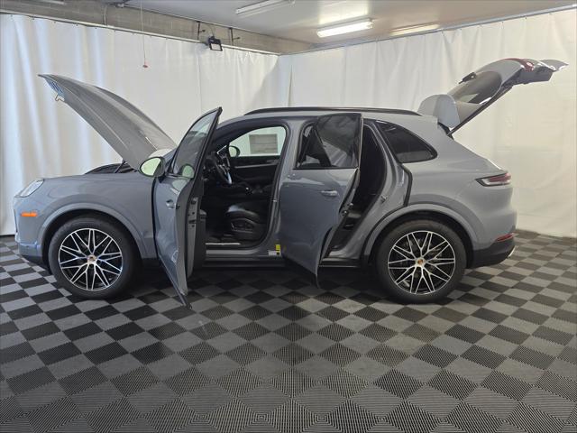 2026 Porsche Cayenne Unknown