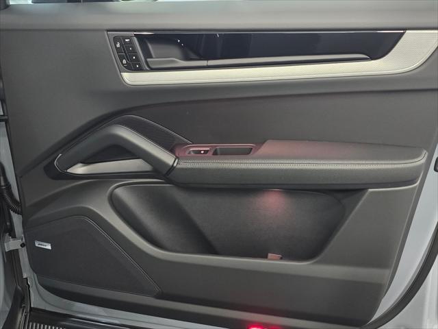2026 Porsche Cayenne Unknown