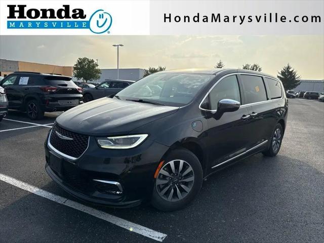2022 Chrysler Pacifica Hybrid Limited for sale near Marysville, OH
