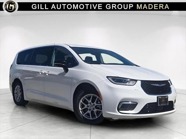 2024 Chrysler Pacifica Touring L for sale in MADERA, CA