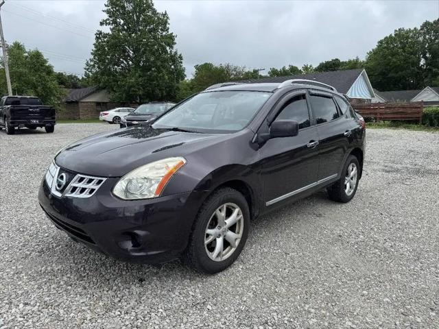 2011 Nissan Rogue SV for sale in Jamestown, IN