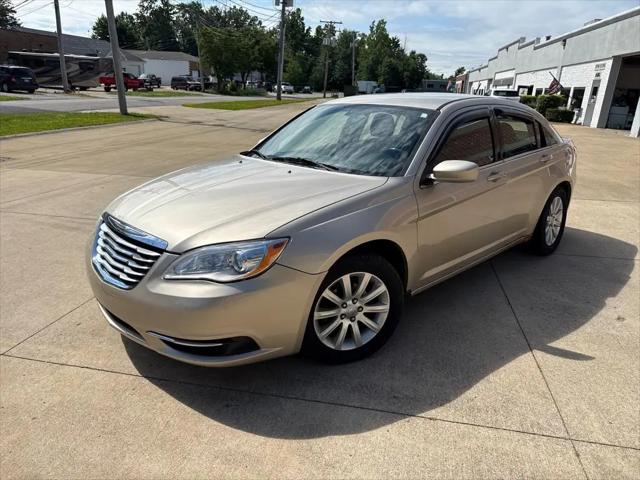 2013 Chrysler 200 Touring for sale in Cleveland, OH