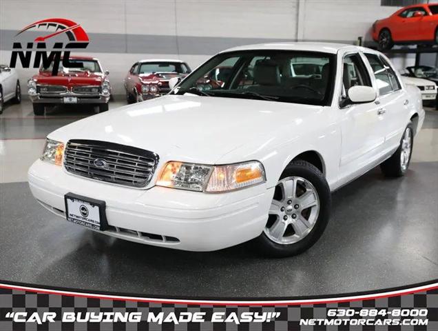 2011 Ford Crown Victoria LX for sale in Addison, IL