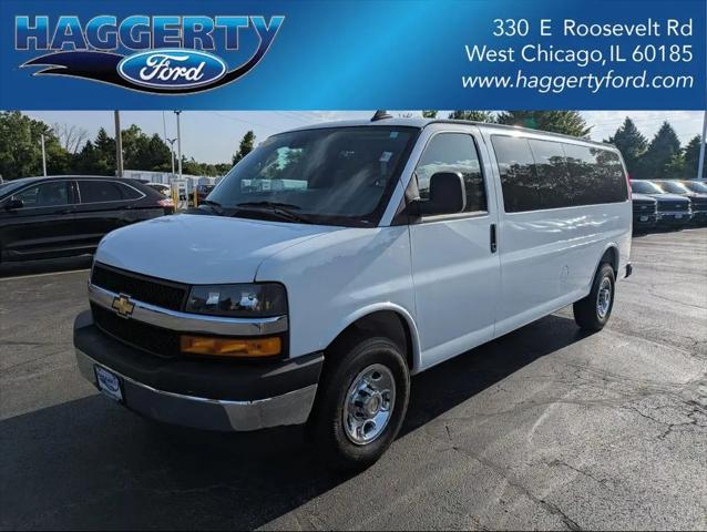 2025 Chevrolet Express Passenger RWD 3500 Extended Wheelbase LT for sale in West Chicago, IL