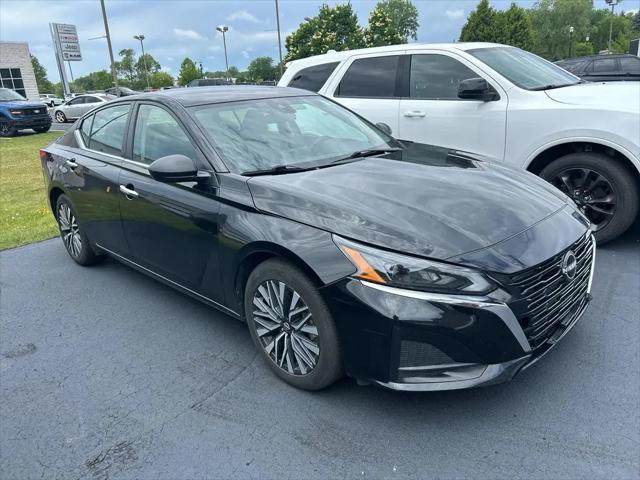 2024 Nissan Altima SV FWD for sale in Saukville, WI