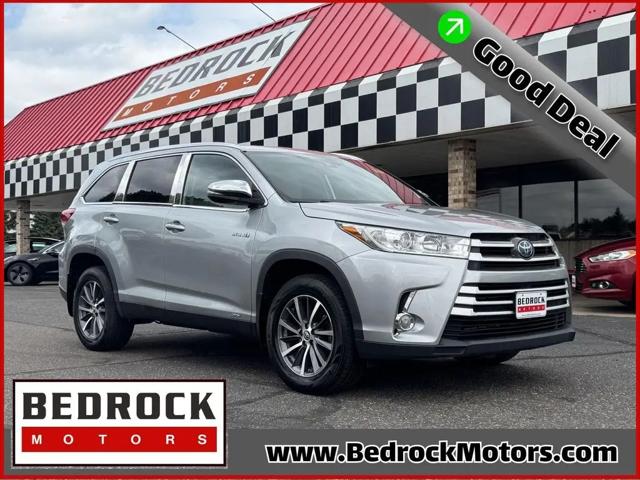 2019 Toyota Highlander Hybrid XLE for sale in Blaine, MN