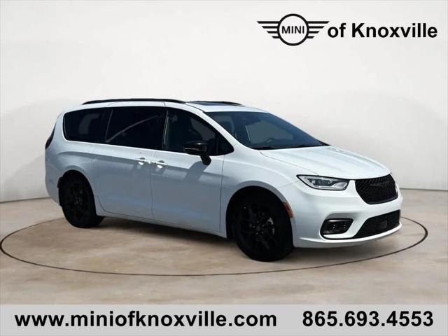 2025 Chrysler Pacifica Limited for sale in Knoxville, TN