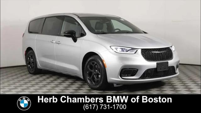 2023 Chrysler Pacifica Hybrid Limited for sale in Boston, MA