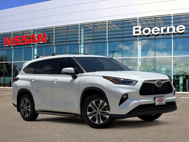 2022 Toyota Highlander Hybrid XLE for sale in Boerne, TX