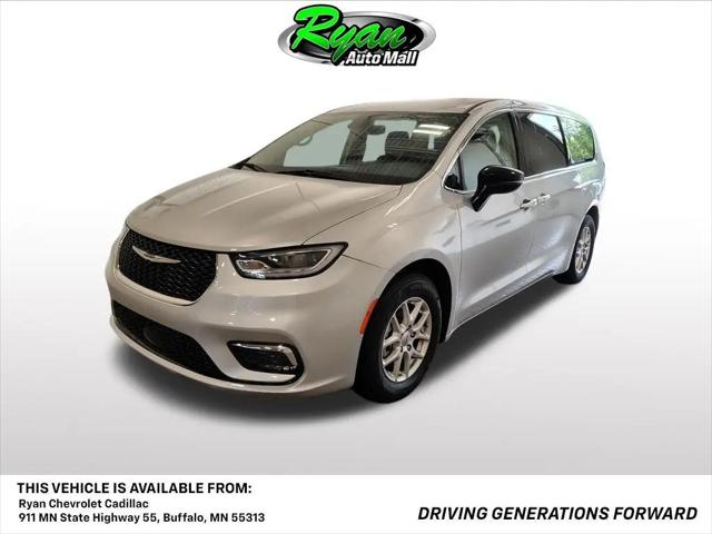 2024 Chrysler Pacifica Touring L for sale in Buffalo, MN