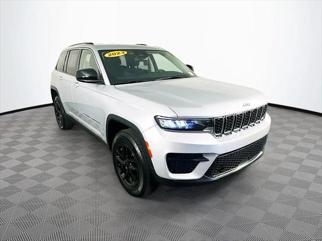 2023 Jeep Grand Cherokee Laredo 4x4 for sale in Toledo, OH