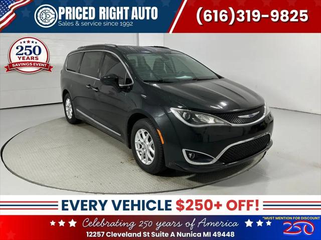 2020 Chrysler Pacifica Touring L for sale in Nunica, MI