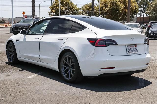 2021 Tesla Model 3 Standard Range Plus Rear-Wheel Drive