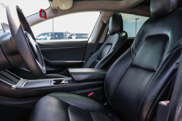2021 Tesla Model 3 Standard Range Plus Rear-Wheel Drive