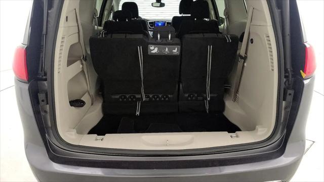 2017 Chrysler Pacifica Touring Plus
