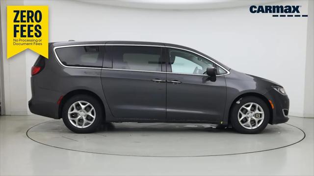 2017 Chrysler Pacifica Touring Plus