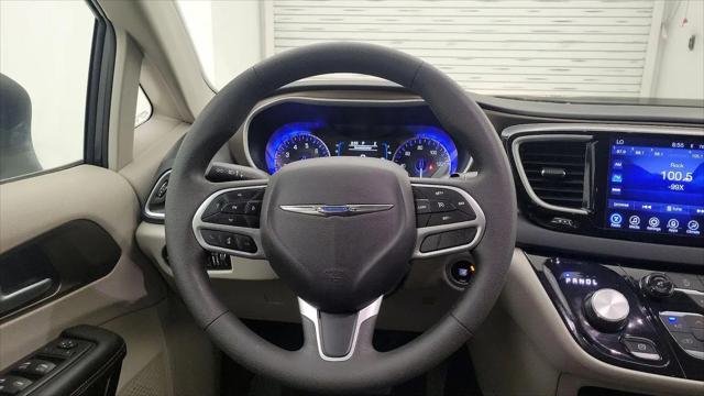 2017 Chrysler Pacifica Touring Plus