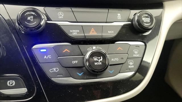 2017 Chrysler Pacifica Touring Plus