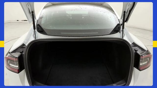 2020 Tesla Model 3 Standard Range Plus Rear-Wheel Drive