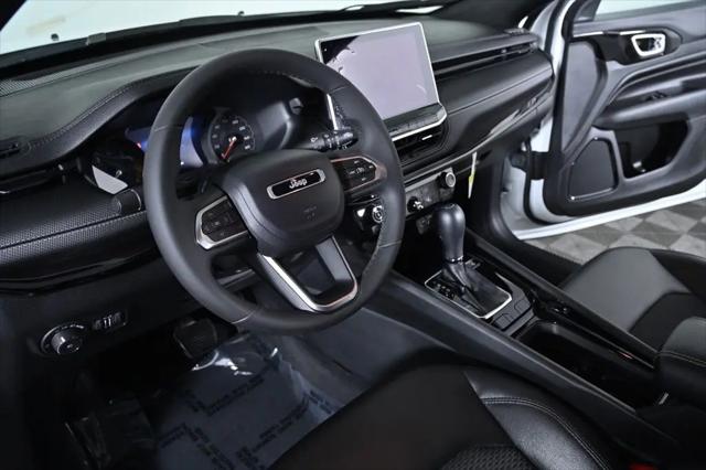 2022 Jeep Compass Altitude FWD