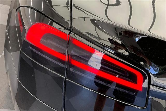 2023 Tesla Model S Standard Range