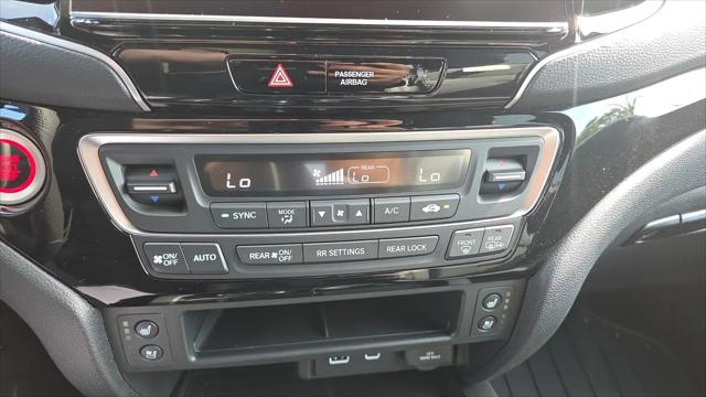 2026 Honda Ridgeline Black Edition Two-Tone