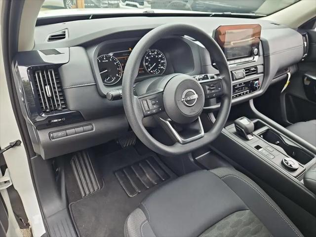 2025 Nissan Pathfinder S 4WD