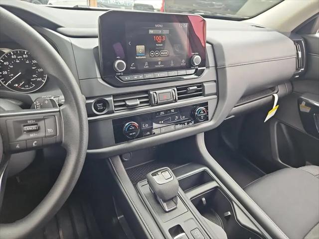 2025 Nissan Pathfinder S 4WD