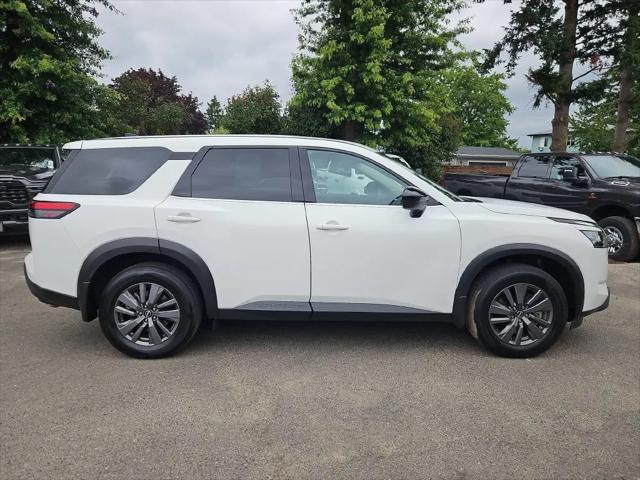 2025 Nissan Pathfinder S 4WD