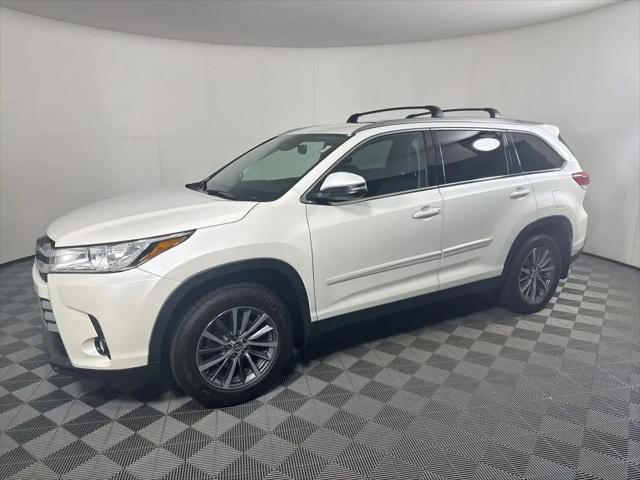 2019 Toyota Highlander XLE for sale in Knoxville, TN