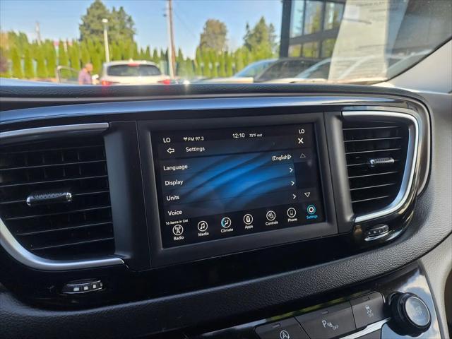 2019 Chrysler Pacifica Touring L