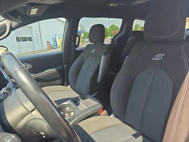 2021 Chrysler Pacifica Touring