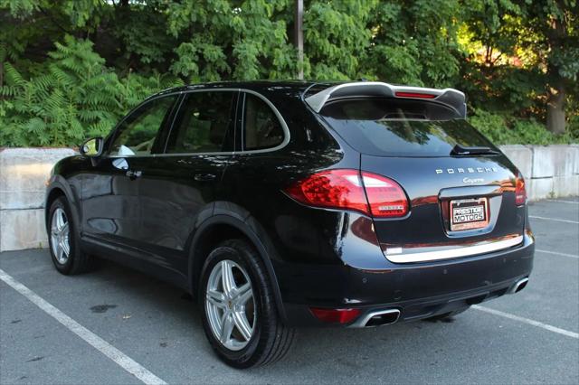 2014 Porsche Cayenne Platinum Edition