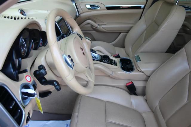 2014 Porsche Cayenne Platinum Edition
