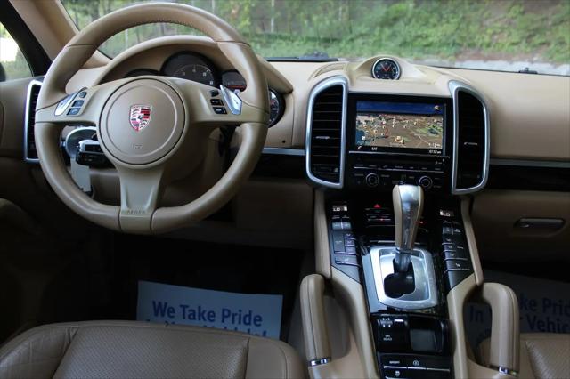 2014 Porsche Cayenne Platinum Edition