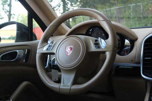 2014 Porsche Cayenne Platinum Edition
