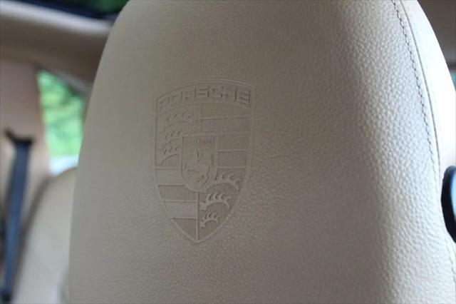 2014 Porsche Cayenne Platinum Edition